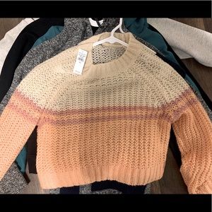 a cropped sweater!!!